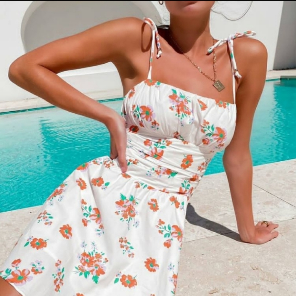 ʜᴇʟʟᴏ ᴍᴏʟʟʏ Boho Floral Chic Mini Dress